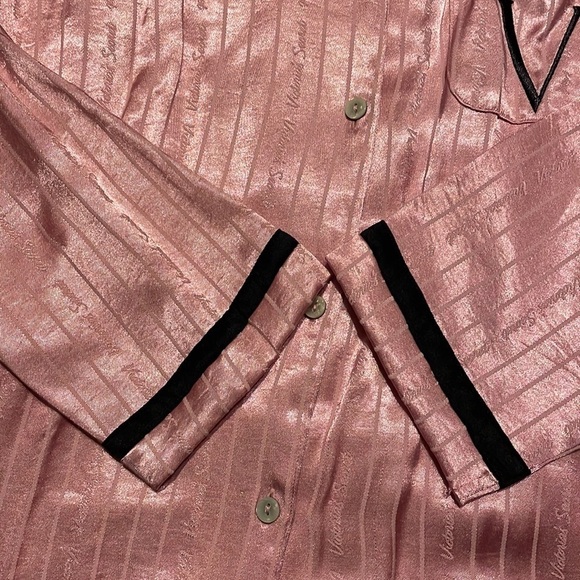 VICTORIA’S Secret Pink Satin Button Down Long Sleeve Night Top Medium - Picture 2 of 8